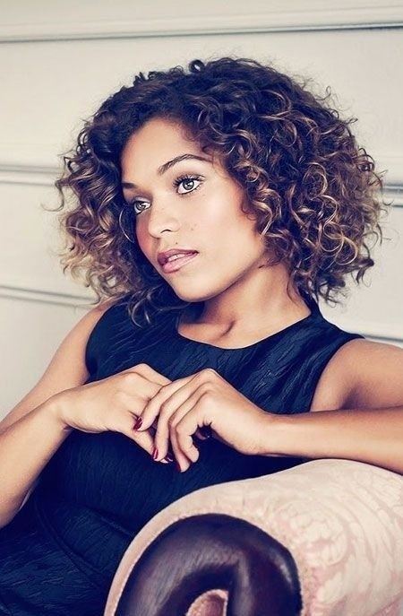Curly Hairstyles for Women Design 38