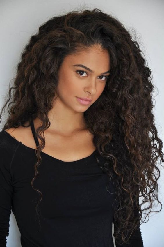 Curly Hairstyles for Women Design 48