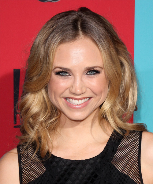 Hairstyles for Heart Shaped Face Women Design 36