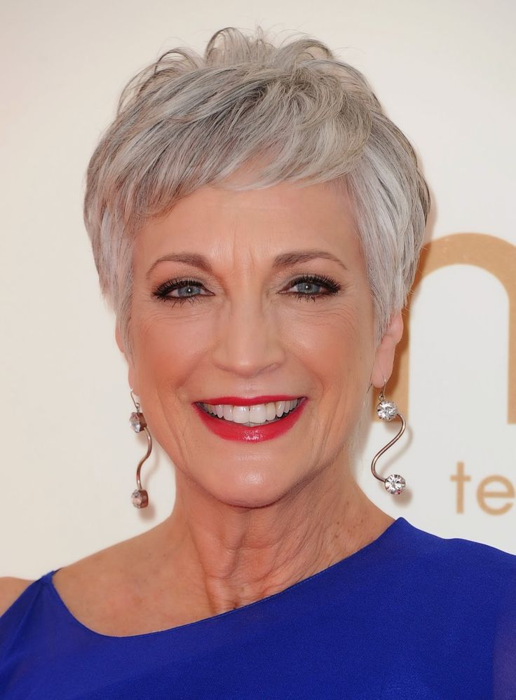 Hairstyles for Older Women Design 18
