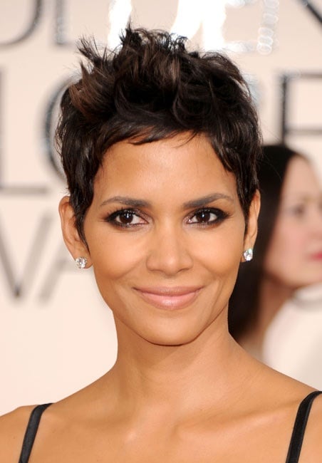 Hairstyles for Older Women Design 25