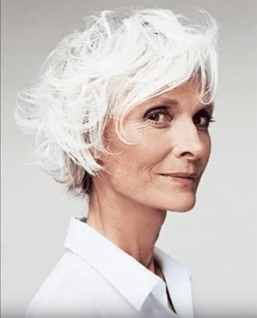 Hairstyles for Older Women Design 28