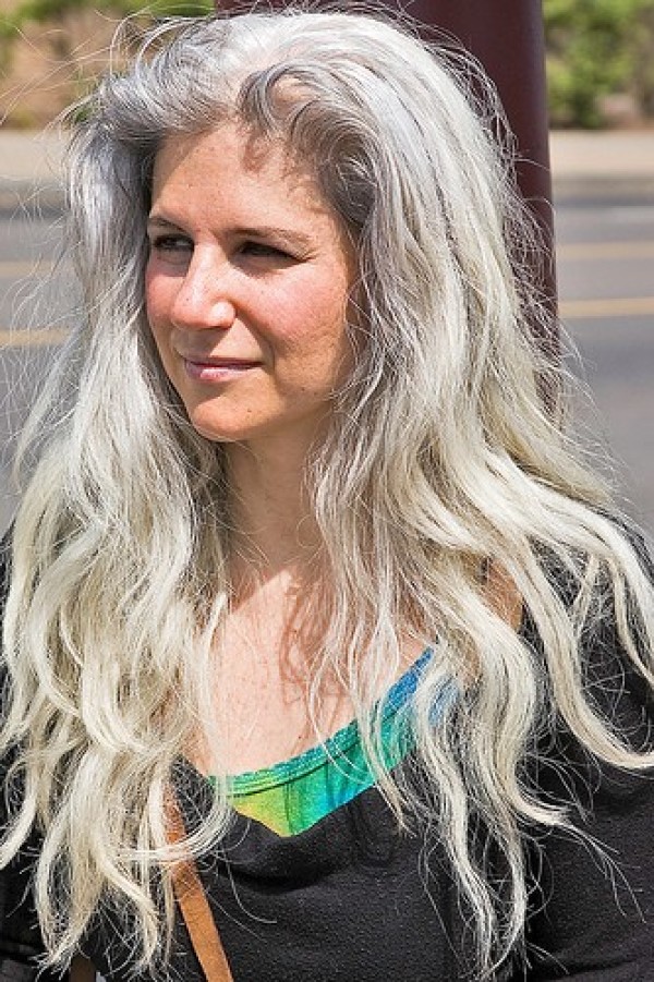 Hairstyles for Older Women Design 33