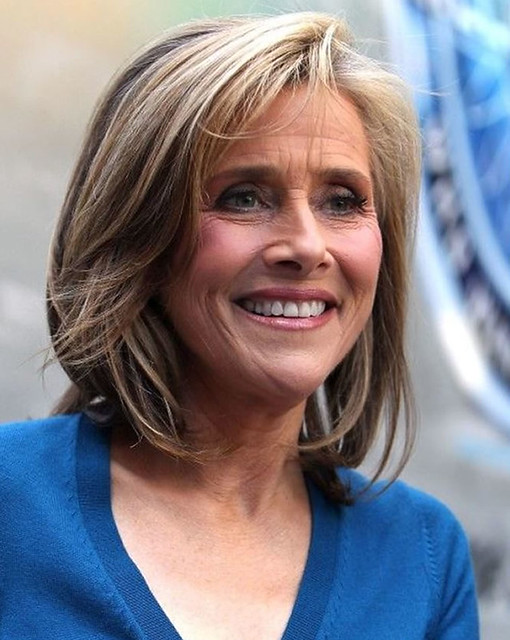 Hairstyles for Older Women Design 49
