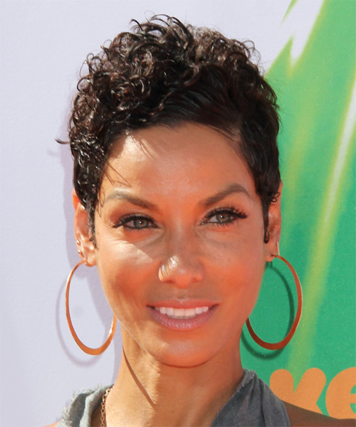 Hairstyles for Oval Face Shape Women Design 50