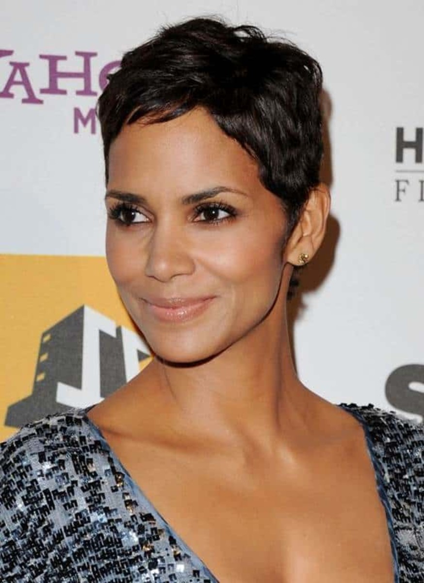 Hairstyles for Oval Face Women Design 27
