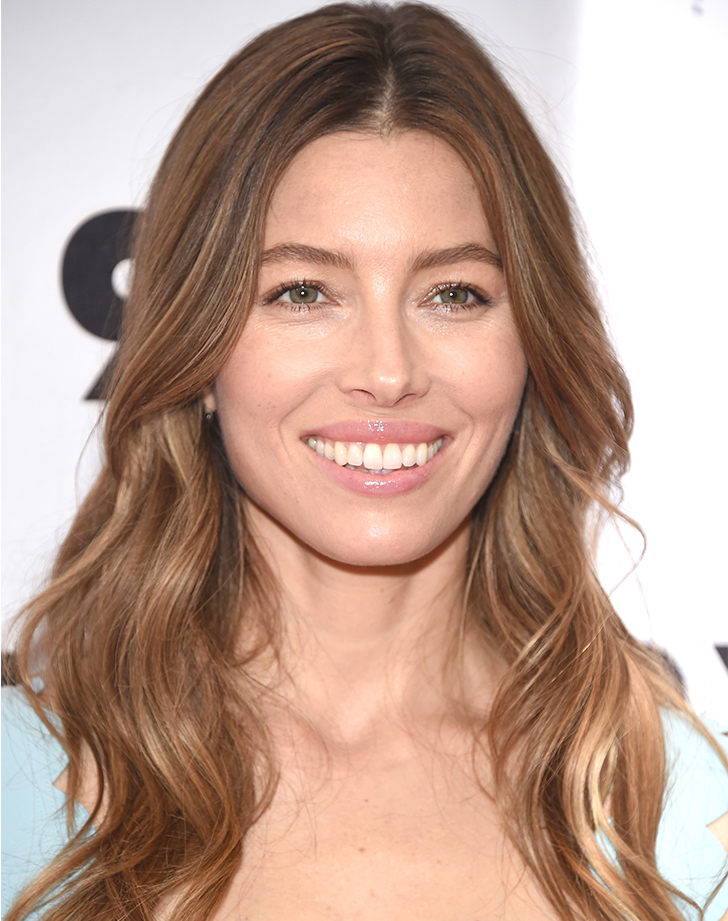 Hairstyles for Oval Face Women Design 44