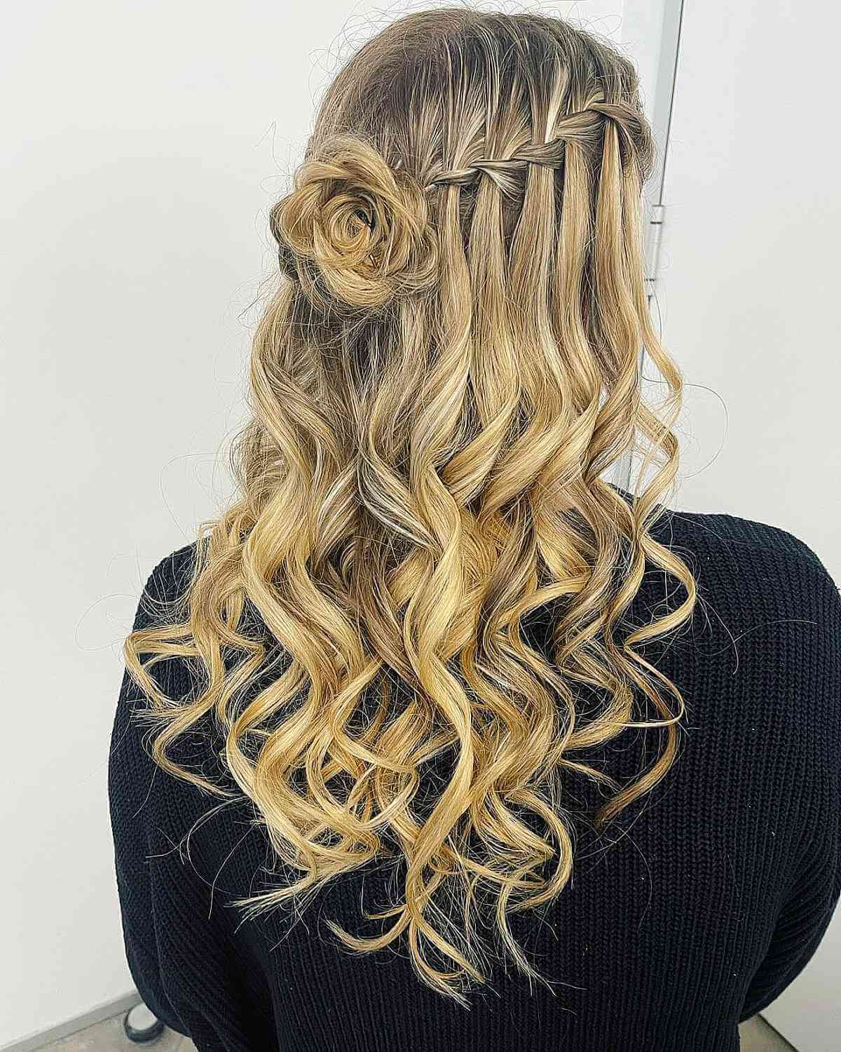 Hairstyles for Prom for Women Design 31