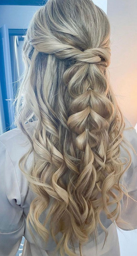 Hairstyles for Prom for Women Design 47