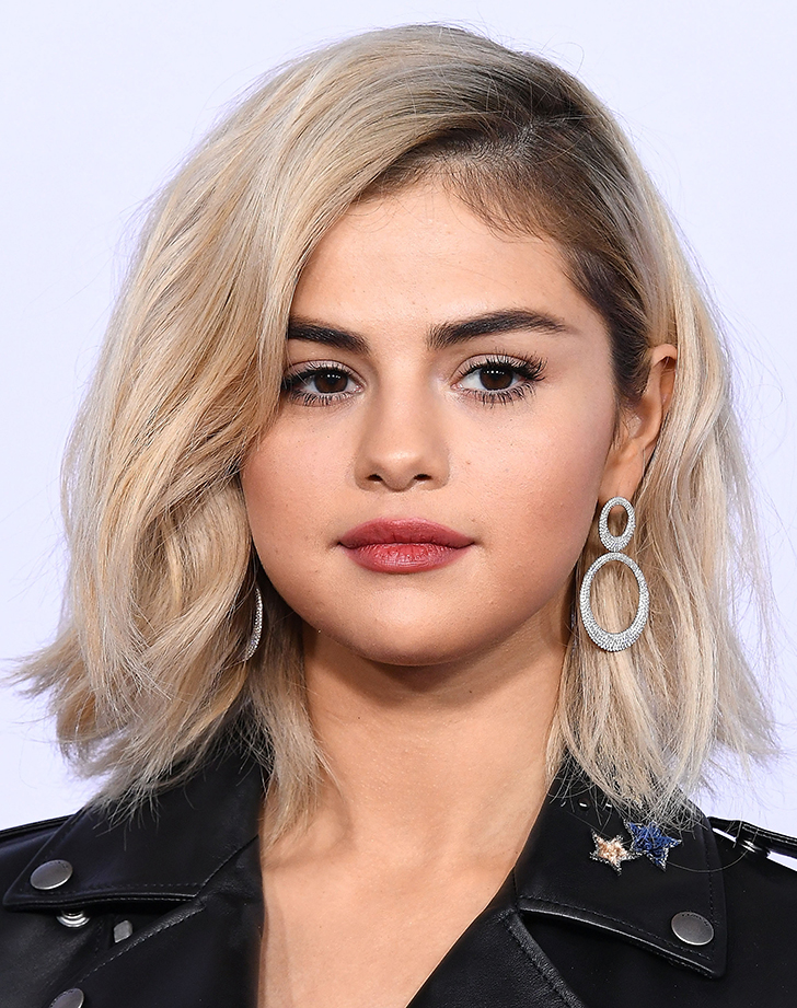 Hairstyles for Round Face Women Design 32