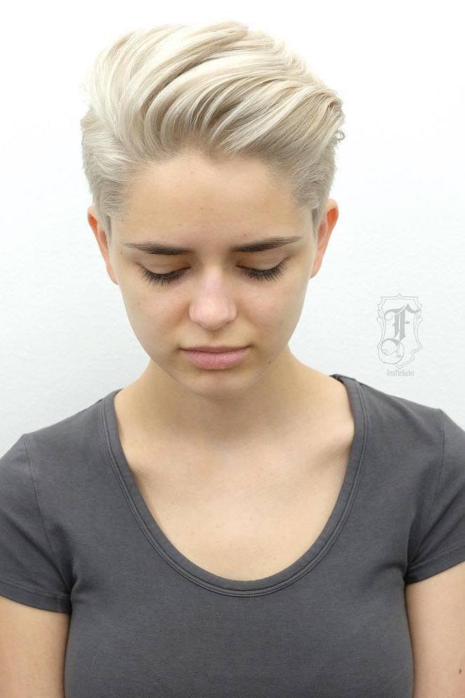 Hairstyles for Round Face Women Design 61