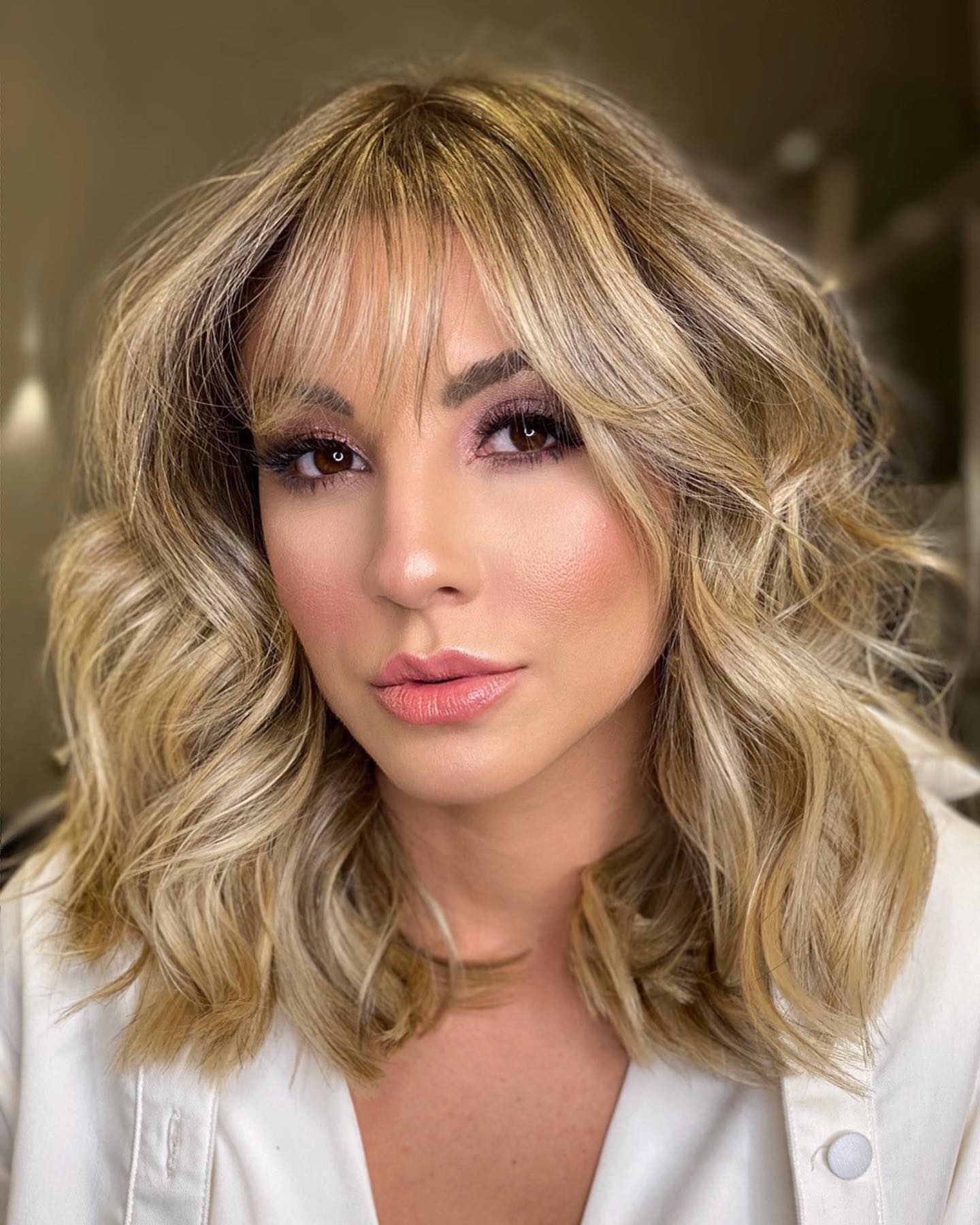 Hairstyles for Shoulder Length Hair Women Design 18