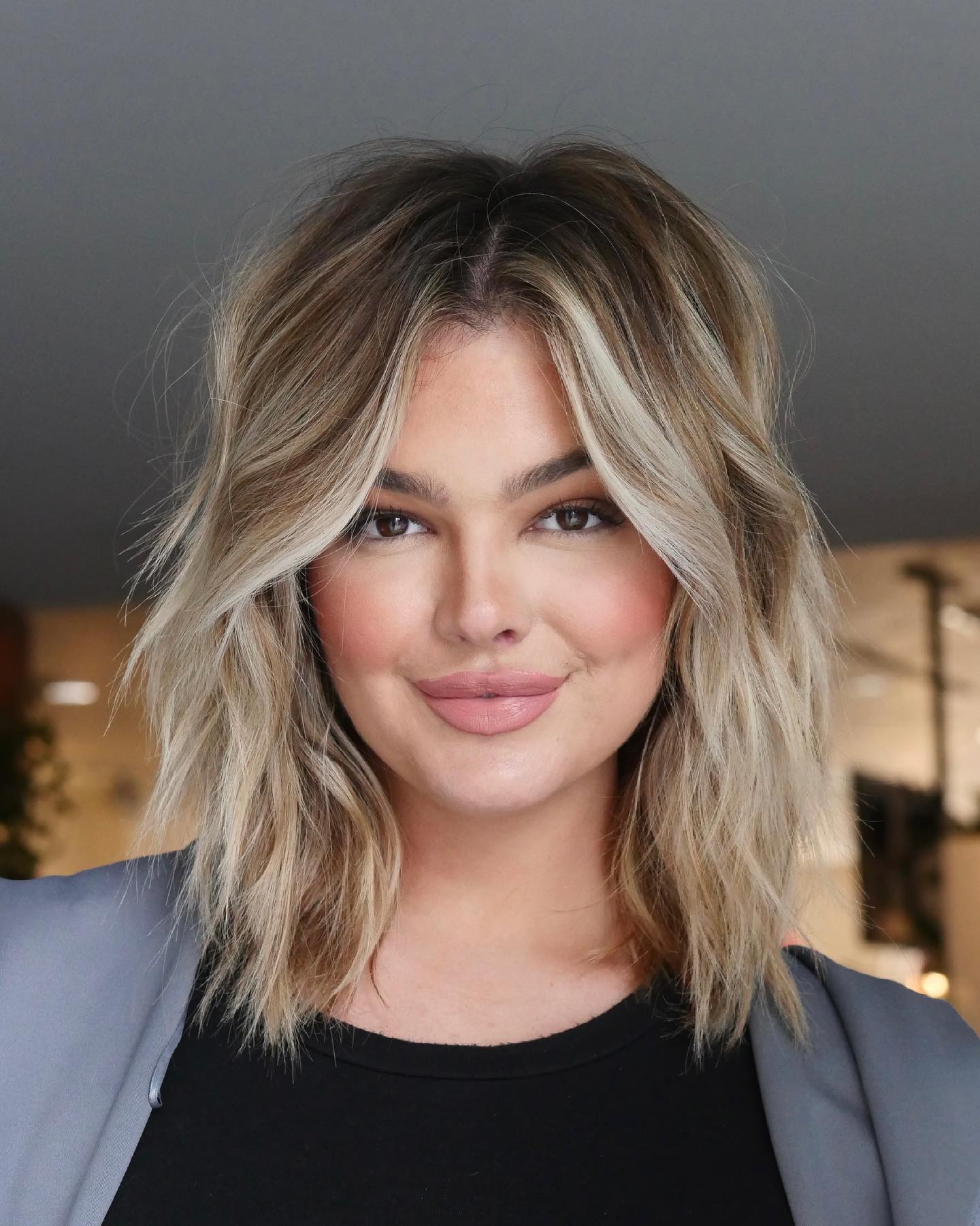 Hairstyles for Shoulder Length Hair Women Design 29