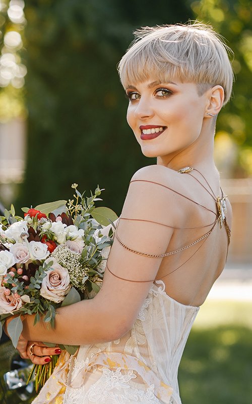 Hairstyles for Special Occasions for Women Design 38