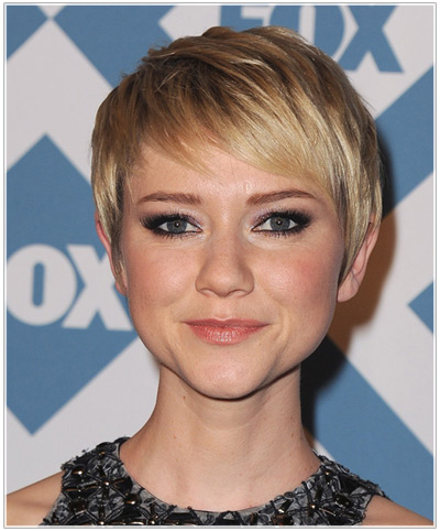 Hairstyles for Straight Hair Women Design 30