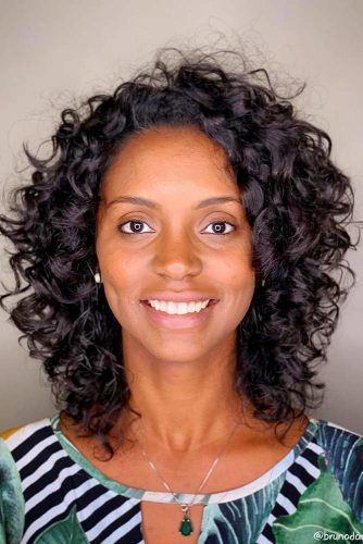 Hairstyles for Thick Curly Hair Women Design 2