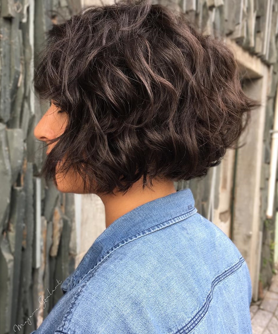 Hairstyles for Thick Curly Hair Women Design 4