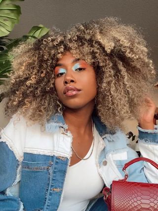 Hairstyles for Thick Curly Hair Women Design 9