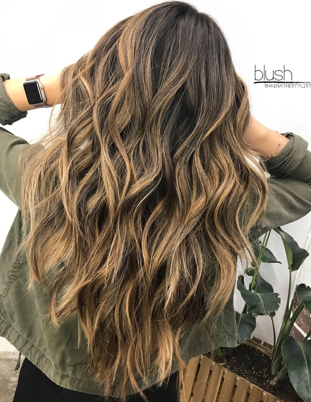 Hairstyles for Thick Curly Hair Women Design 24