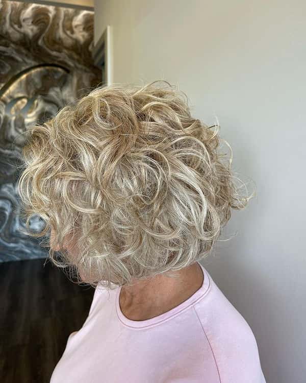 Hairstyles for Thick Curly Hair Women Design 41