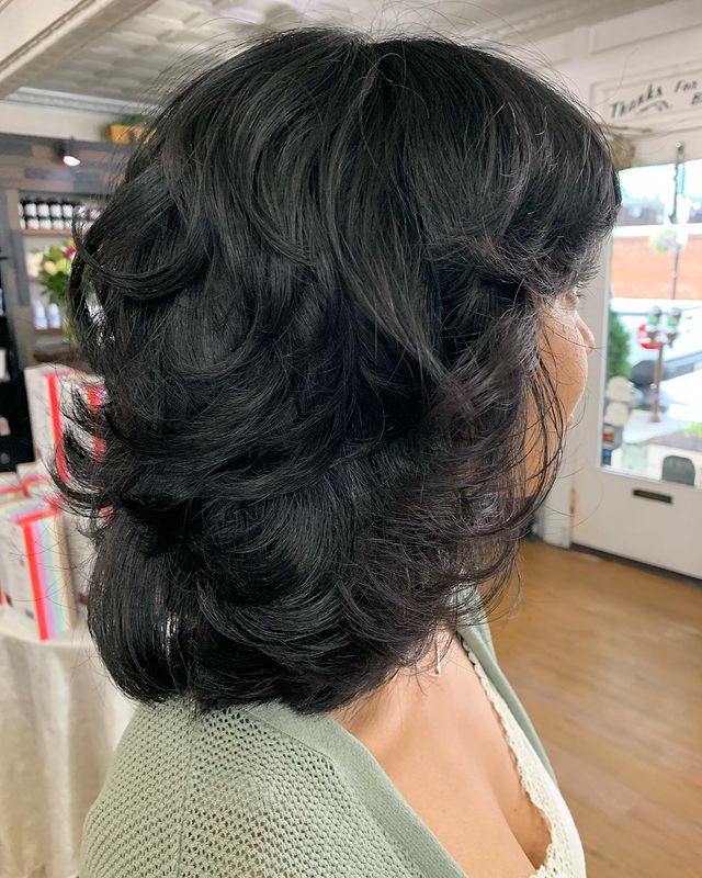 Hairstyles for Thick Curly Hair Women Design 56