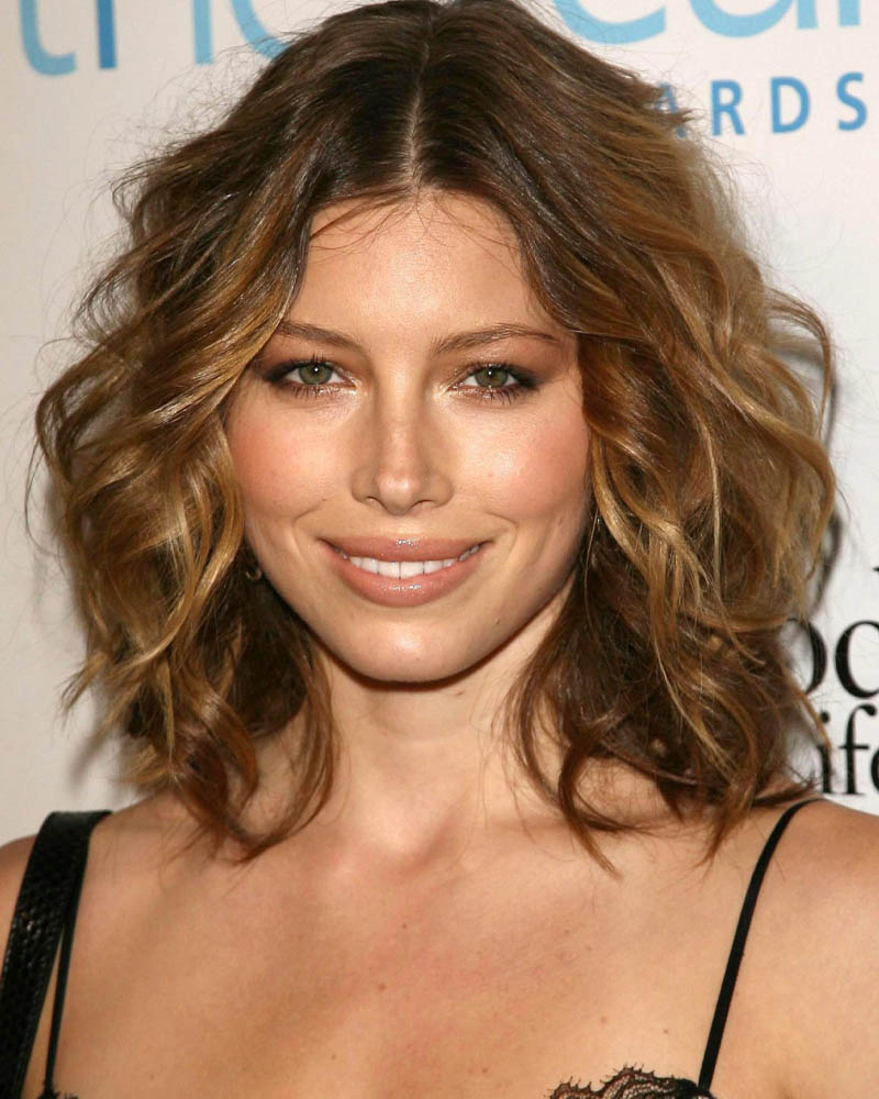 Hairstyles for Thick Curly Hair Women Design 62