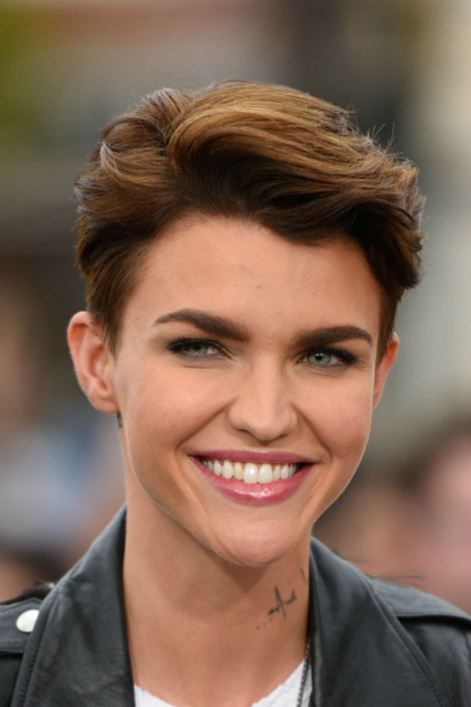 Hairstyles for Thick Hair Women Design 58