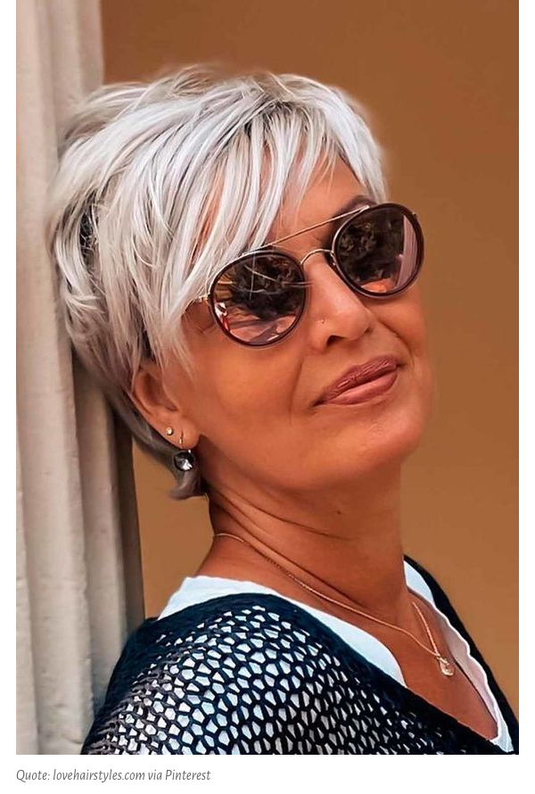 Hairstyles for Women Over 50 Design 59