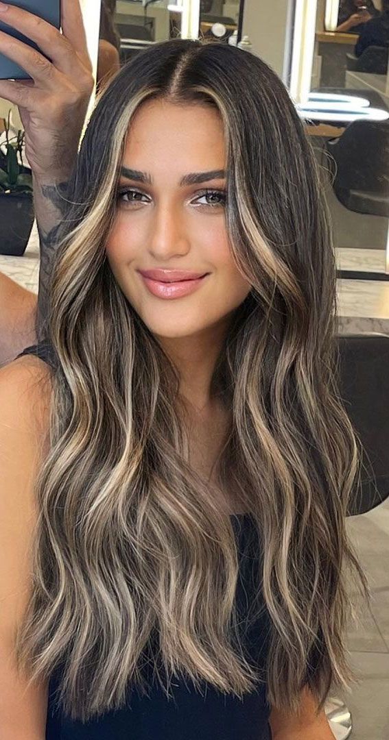 Hairstyles with Highlights for Women Design 10