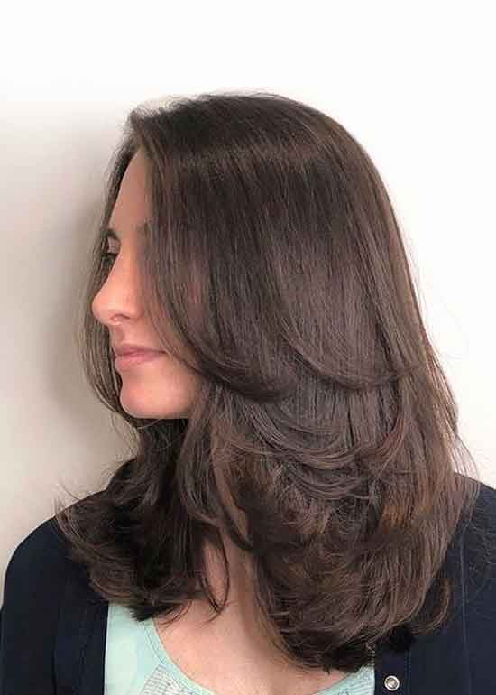 Hairstyles with Layers for Women Design 24