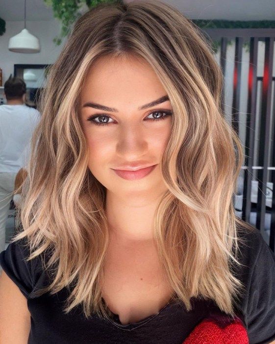Medium Length Hairstyles for Women Design 19