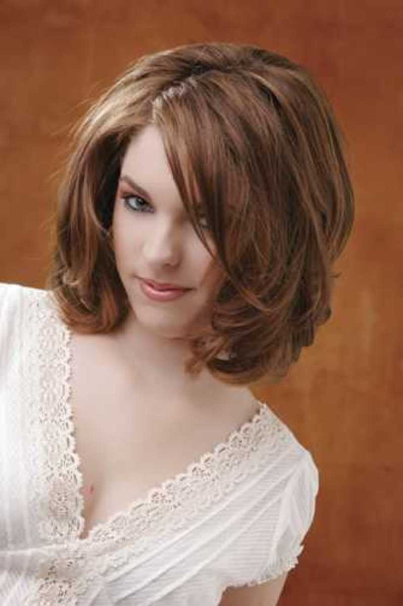 Medium Length Hairstyles for Women Design 25