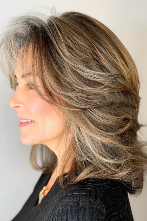 Medium Length Hairstyles for Women Design 50