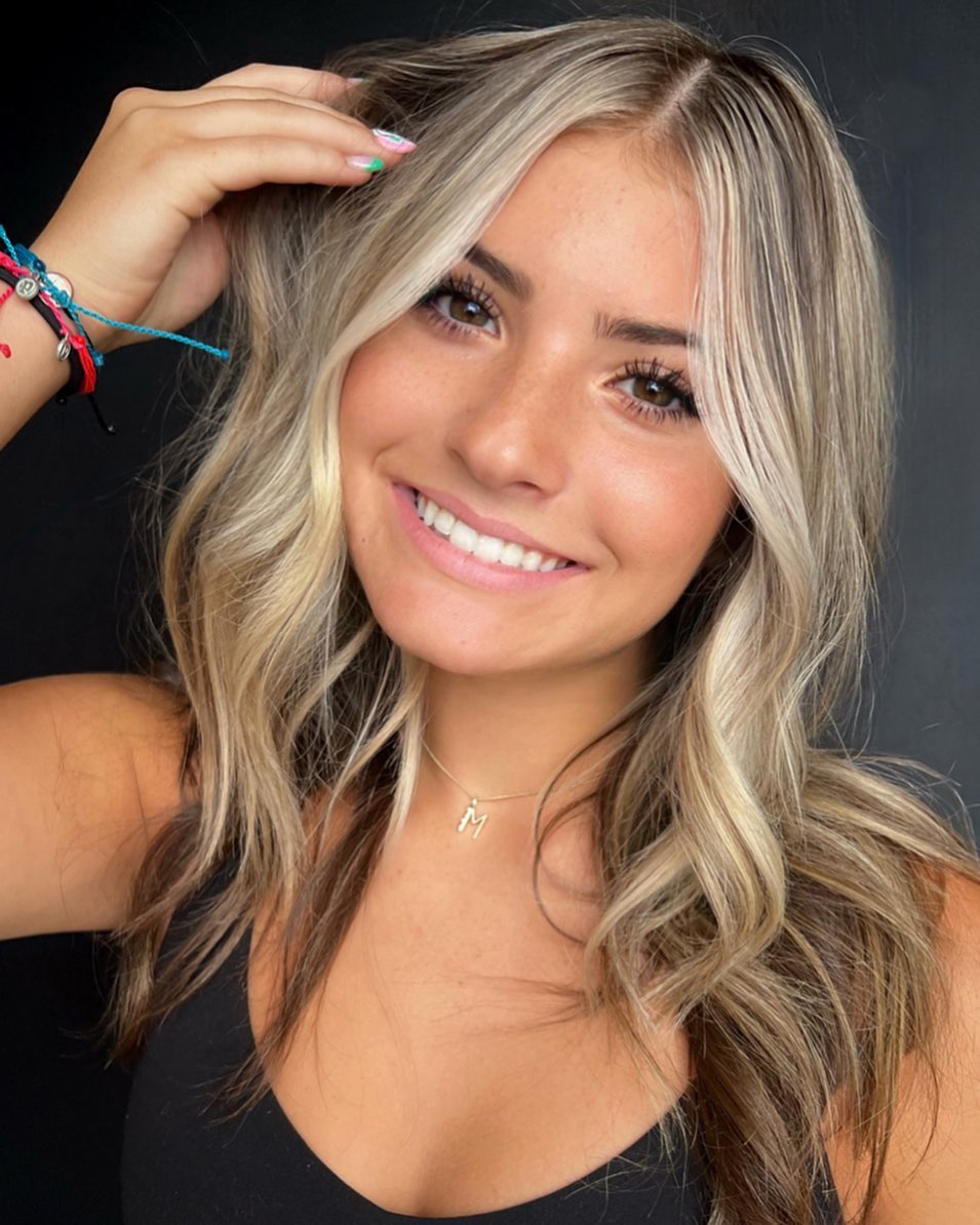 Medium Length Hairstyles for Women Design 73
