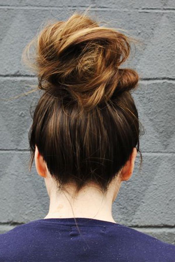 Messy Bun Hairstyles for Women Design 60