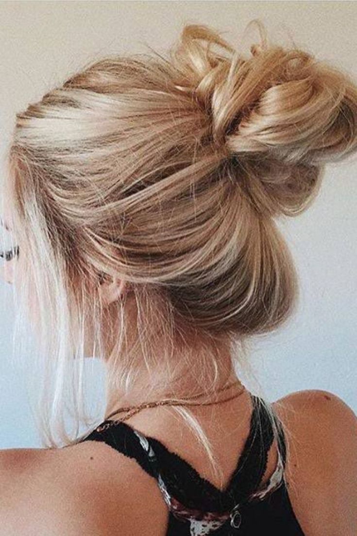 Messy Bun Hairstyles for Women Design 63