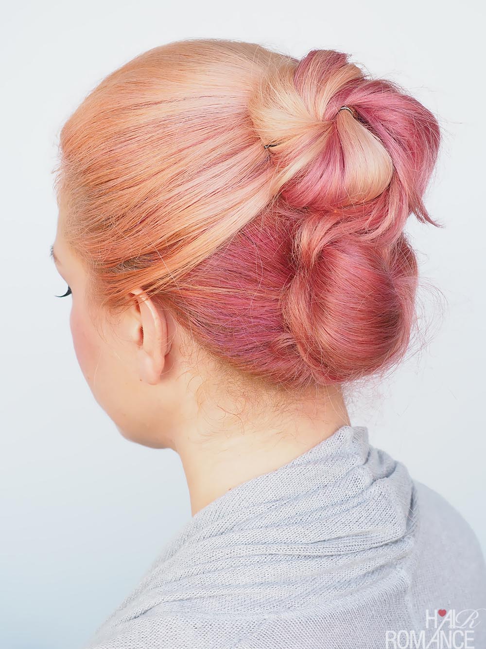 Messy Hairstyles for Women Design 37