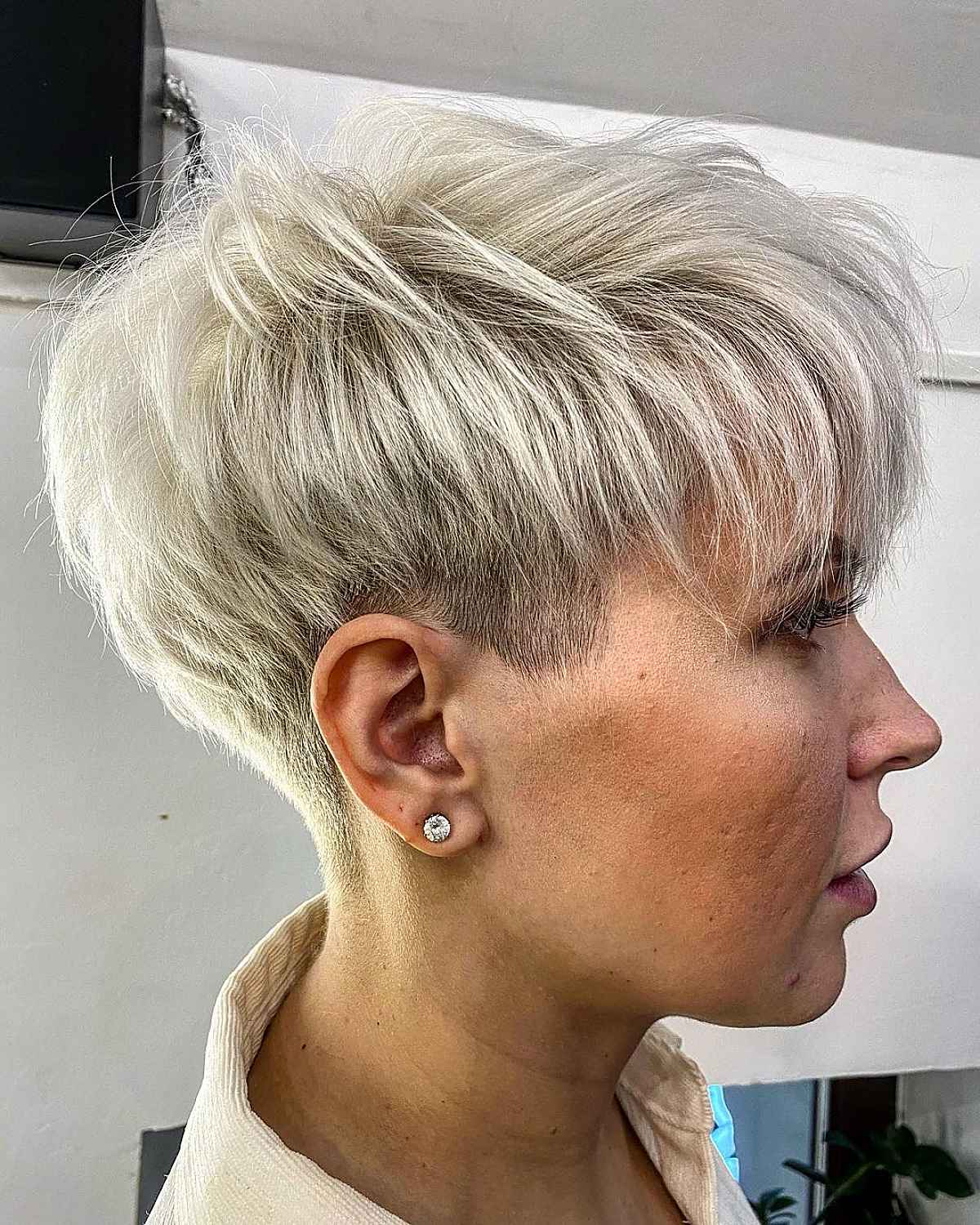 Pixie Cut Hairstyles for Women Design 12