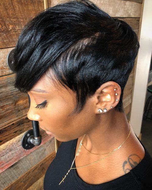 Pixie Cut Hairstyles for Women Design 35