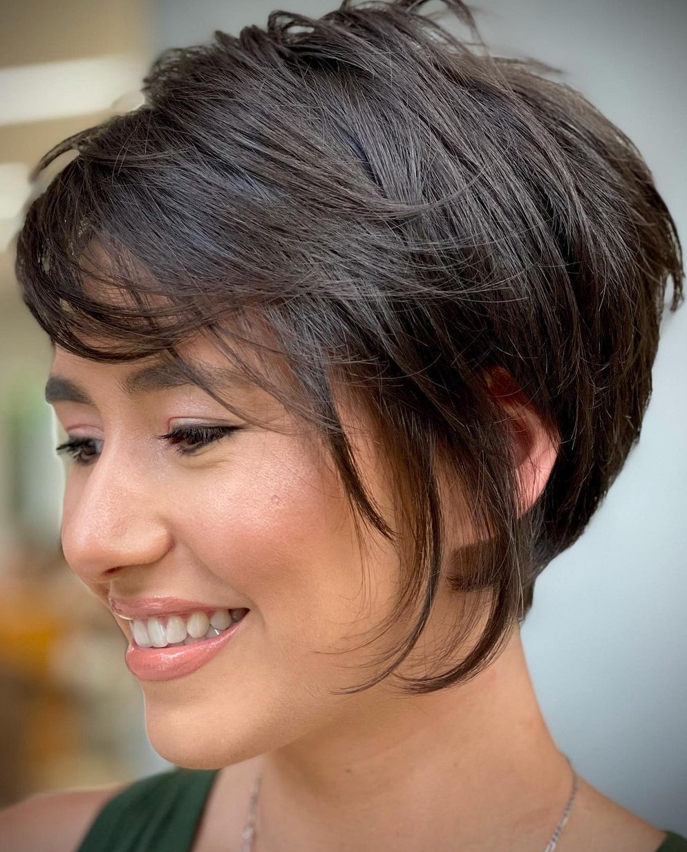 Pixie Cut Hairstyles for Women Design 45