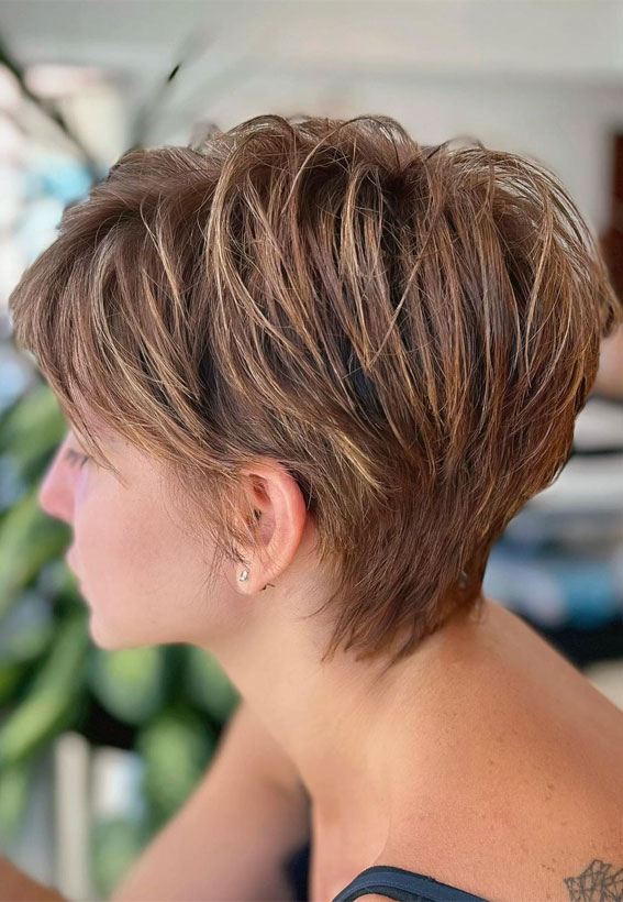 Short Pixie Hairstyles for Women Design 8